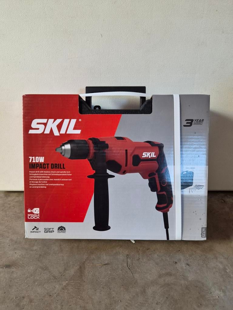 Skil Draad Boormachine 710W Impact Drill - Nieuw in doos, Boormachine, 600 watt of meer, Nieuw, Ophalen of Verzenden