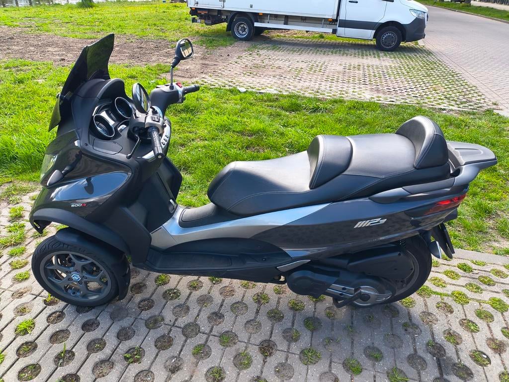 Piaggio MP3 500, Particulier, Scooter