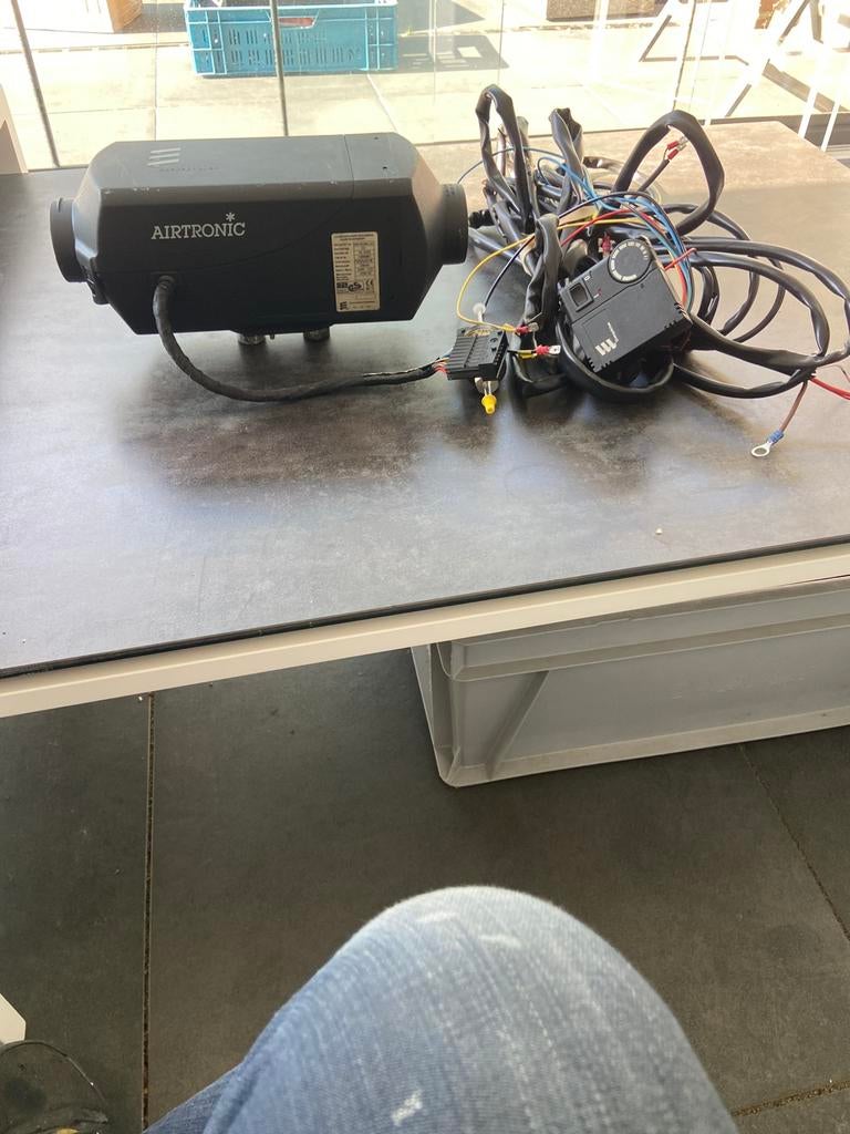 Eberspacher airtronic D2 12 Volt, Ophalen of Verzenden, Zo goed als nieuw, Motor en Techniek