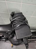 Acculader voor elektrische fietsen 3 pins, 33.6V, Ophalen of Verzenden, Zo goed als nieuw