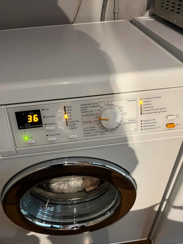 Miele Wasmachine en Miele droger, Witgoed en Apparatuur, Wasmachines, Gebruikt, Voorlader, 6 tot 8 kg, 85 tot 90 cm, 1200 tot 1600 toeren
