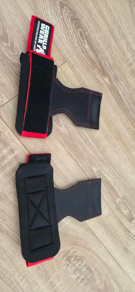 Gorilla Wear Lifting Straps - Zwart/Rood, Ophalen of Verzenden, Zo goed als nieuw, Rug, Halterriem