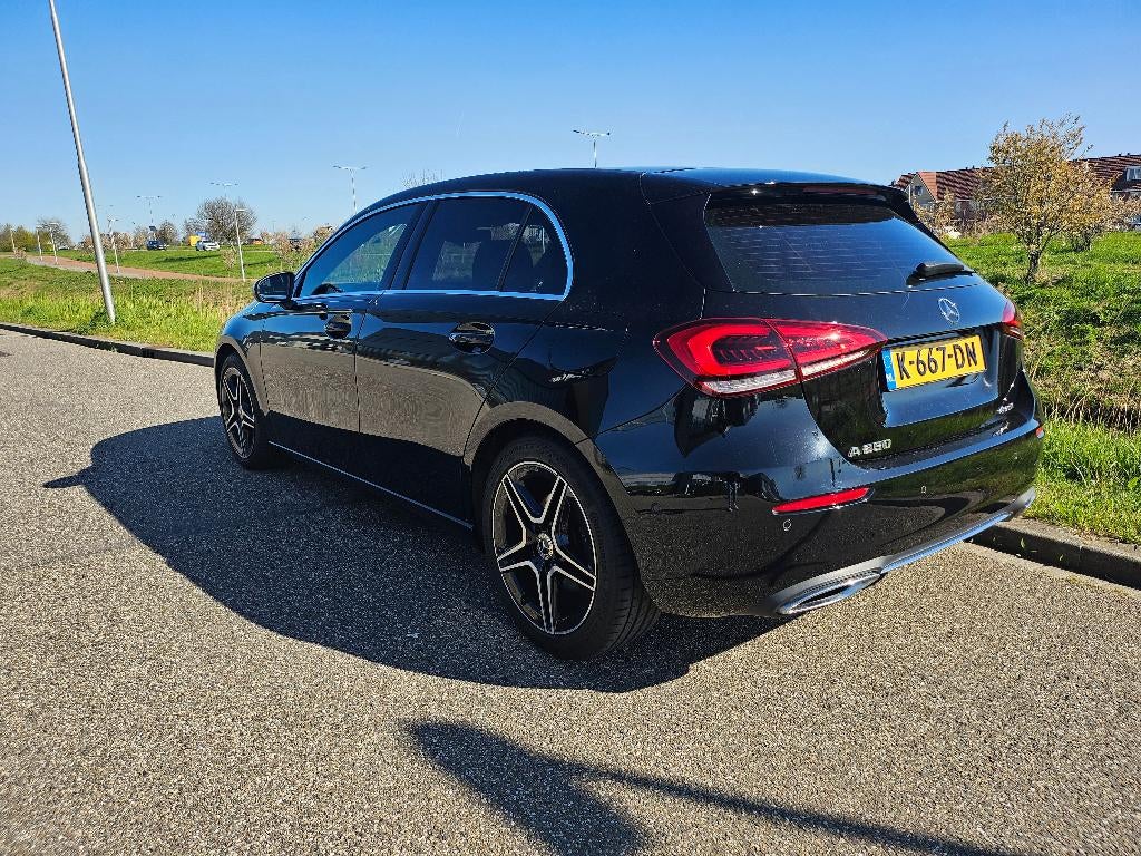 Mercedes-Benz A-Klasse A 250 4Matic 2019 Zwart plus, Auto's, 1800 kg, 4 cilinders, Leder en Stof, 75 €/maand