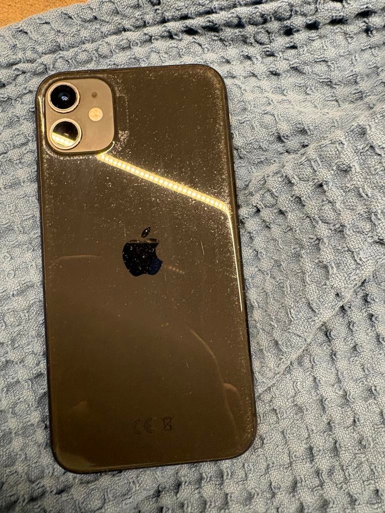 iPhone 11 - 73% batterij, Telecommunicatie, Mobiele telefoons | Apple iPhone, Gebruikt, iPhone 11, Ophalen of Verzenden