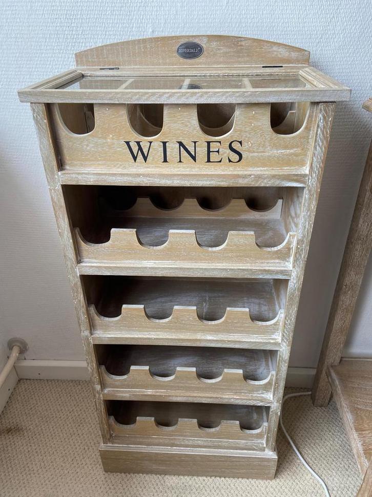Riverdale wijnkast, Huis en Inrichting, Woonaccessoires | Wijnrekken, Zo goed als nieuw, Minder dan 50 cm, Hout, Minder dan 5 flessen