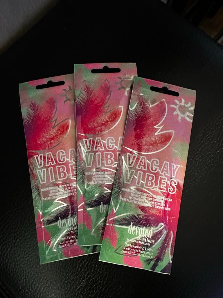 3x Vacay Vibes Dark Tanning Lotion Zakjes - Op=Op!, Ophalen, Nieuw, Gehele gezicht, Verzorging