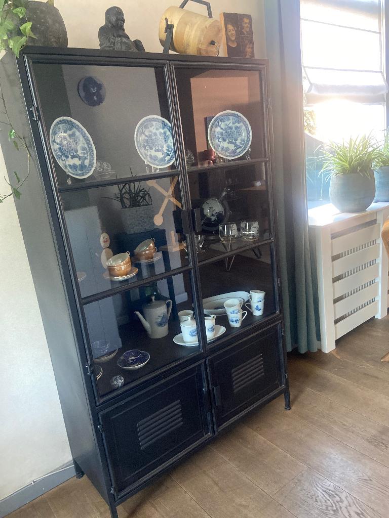 Vitrinekast, Huis en Inrichting, Kasten | Overige, Ophalen, Zo goed als nieuw