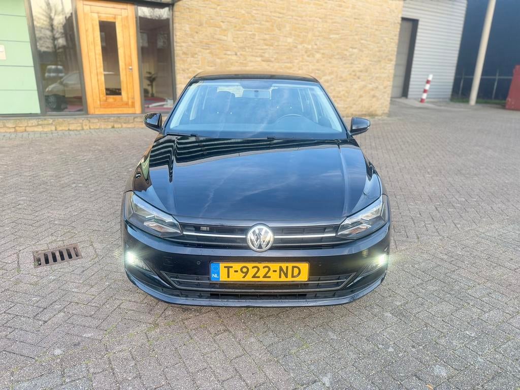 Volkswagen Polo 1.0 TSI 95PK 5D Bluemotion 7-DSG 2018 Zwart, Auto's, Stof, Particulier, 1000 kg, 1080 kg