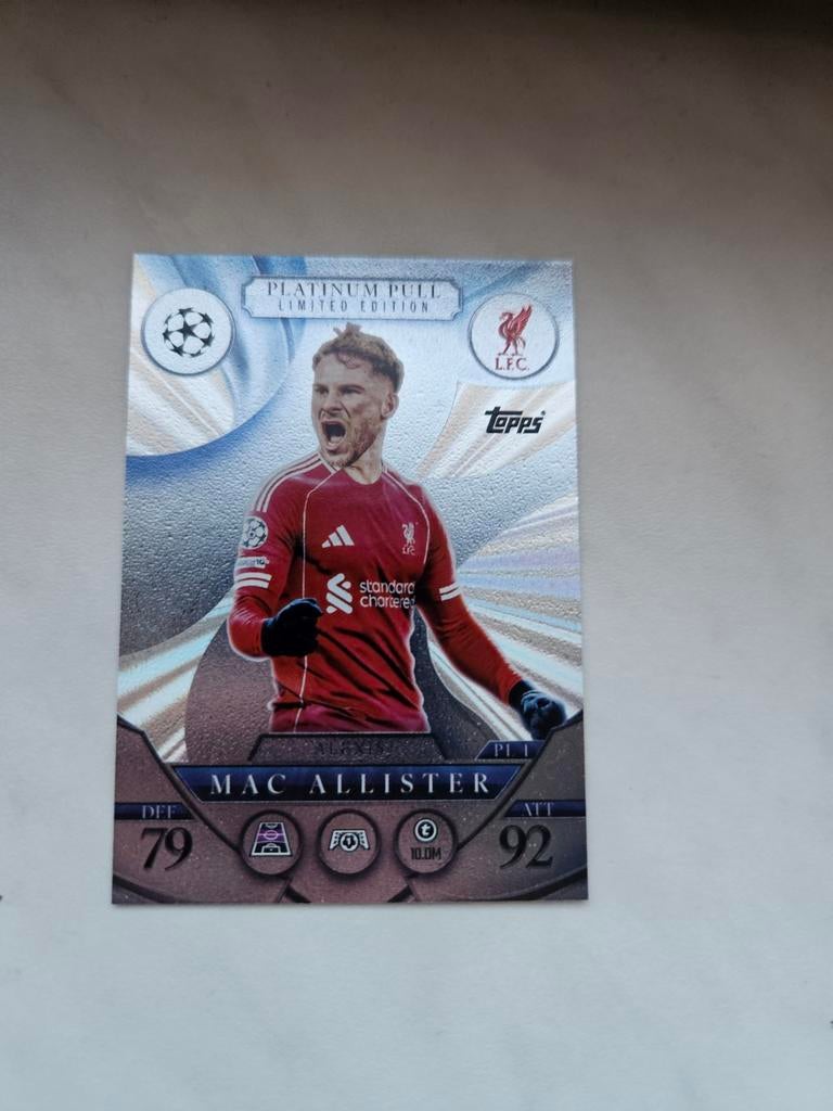 Topps Match Attax 2025-26 Mac Allister Platinum Pull, Ophalen of Verzenden, Nieuw, Buitenlandse clubs, Spelerskaart
