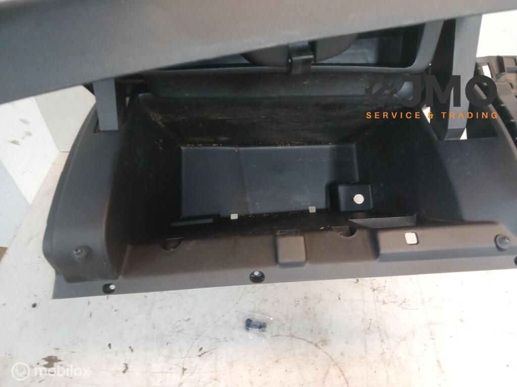 Dashboardkast rechts Opel Vivaro bestel B  2014-2022, Gebruikt, Opel, Ophalen of Verzenden, Opel