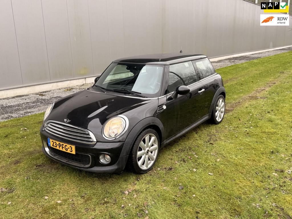 Mini Mini 1.6 Cooper Business Line |Airco|Apk|Elek Pakket|, Auto's, Voorwielaandrijving, Euro 5, 40 €/maand, 4 cilinders