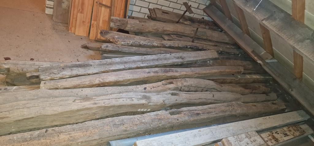 Oude Eiken Balken - +/- 150 Jaar Oud, Doe-het-zelf en Verbouw, Ophalen, Gebruikt, Eiken, Balk