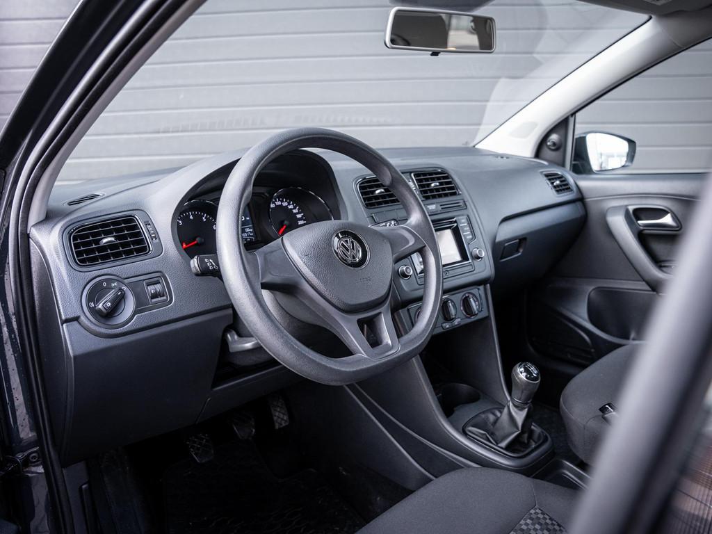 Volkswagen Polo 1.0 - 5DRS l Goed onderhouden! l Urano Grey, Auto's, Volkswagen, Stof, Gebruikt, 60 pk, Bedrijf