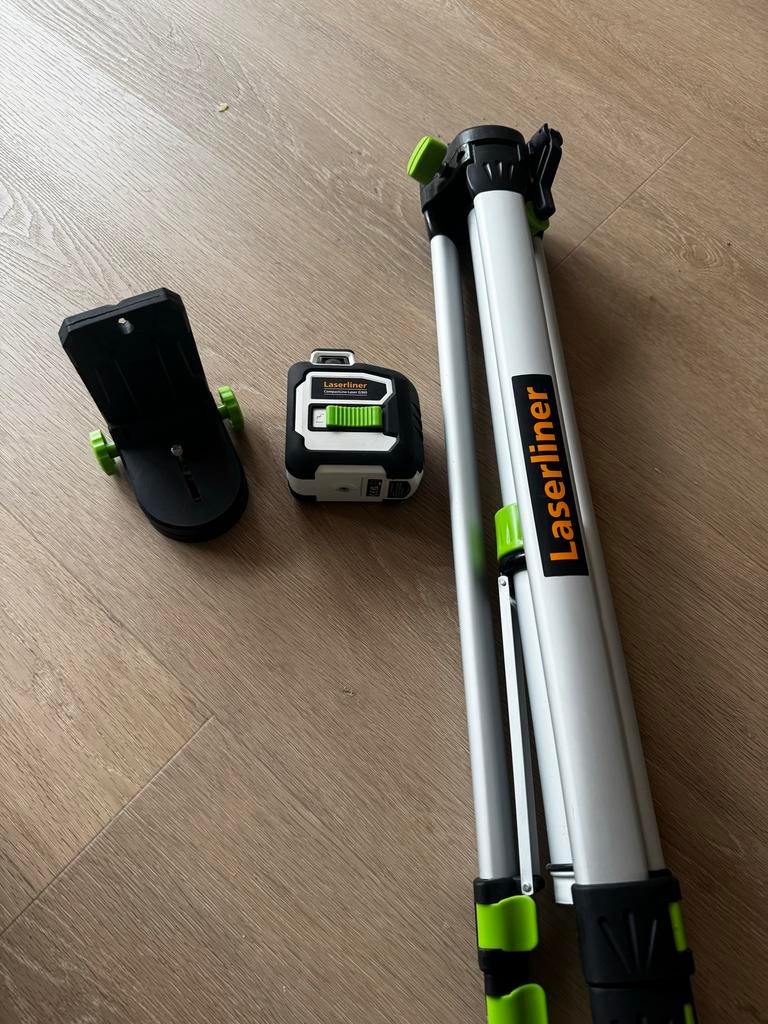 Laserliner G360 Groene Kruislijnlaser, Doe-het-zelf en Verbouw, Ophalen, Zo goed als nieuw, Afstand