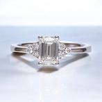 18K White Gold with 1 CRT Baguette Diamonds, Ophalen of Verzenden, Zo goed als nieuw, 17 tot 18, Dame