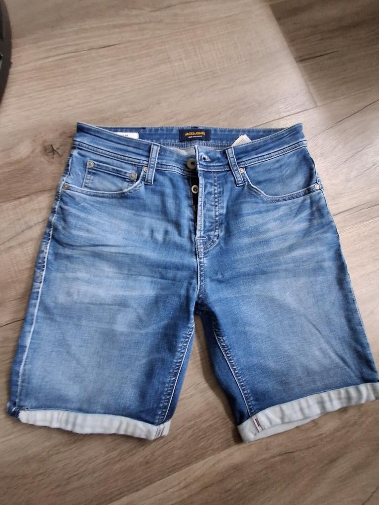 Jack & Jones korte spijkerbroek Regular maat S, Kleding | Heren, Spijkerbroeken en Jeans, Blauw, Overige jeansmaten, Ophalen of Verzenden