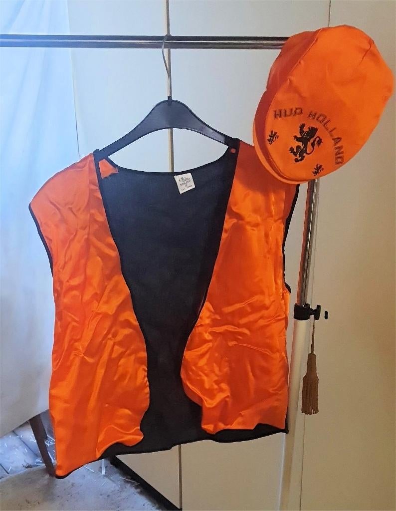 Oranje kleding, Ophalen of Verzenden, Zo goed als nieuw, Oranje of Koningsdag
