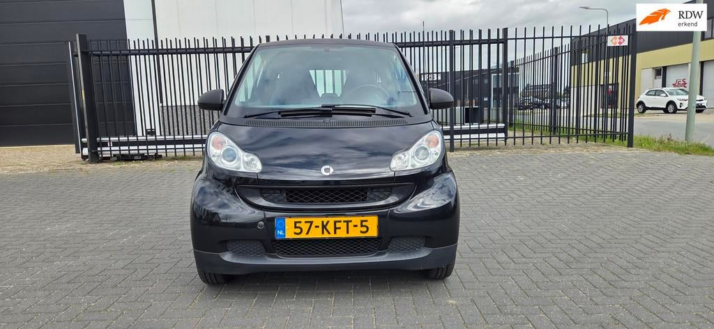 Smart Fortwo coupé 1.0 mhd Pure, Auto's, Automaat, Achterwielaandrijving, Gebruikt, 18 €/maand