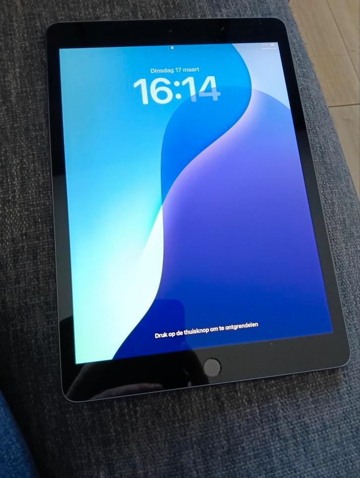 Apple iPad 8e generatie 32 GB, Computers en Software, Apple iPads, Zo goed als nieuw, Apple iPad, 10 inch, 32 GB, Ophalen of Verzenden