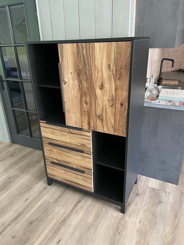 Kast, Ophalen, Zo goed als nieuw, Minder dan 150 cm, 150 tot 200 cm