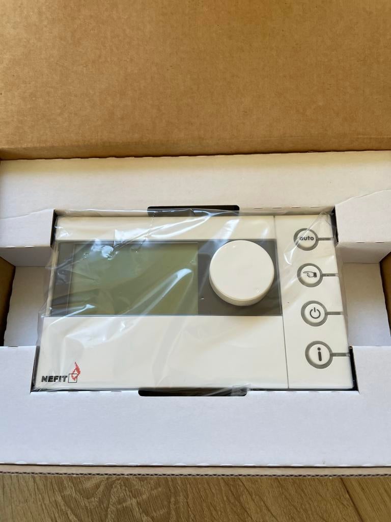 Nefit ModuLine 400 Klokthermostaat, Ophalen of Verzenden, Slimme thermostaat, Zo goed als nieuw