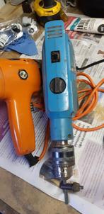 2 boormachines b/d Bosch, Ophalen, Gebruikt, 400 tot 600 watt, Boormachine