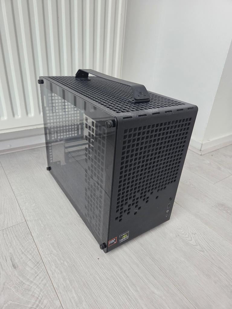 Desktop onderdelen in goede staat, Computers en Software, Computerbehuizingen, Zo goed als nieuw, Ophalen
