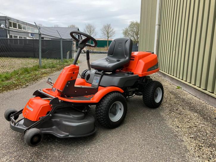 Nette husqvarna r13 c zitmaaier frontmaaier hydro, Tuin en Terras, Zitmaaiers, Zo goed als nieuw, Ophalen