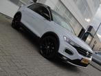 VW T-ROC 1.5 TSI/2021 /SPORT BUSINESS/PARELMOER WIT, Auto's, Volkswagen, Voorwielaandrijving, 4 cilinders, 150 pk, Leder en Stof