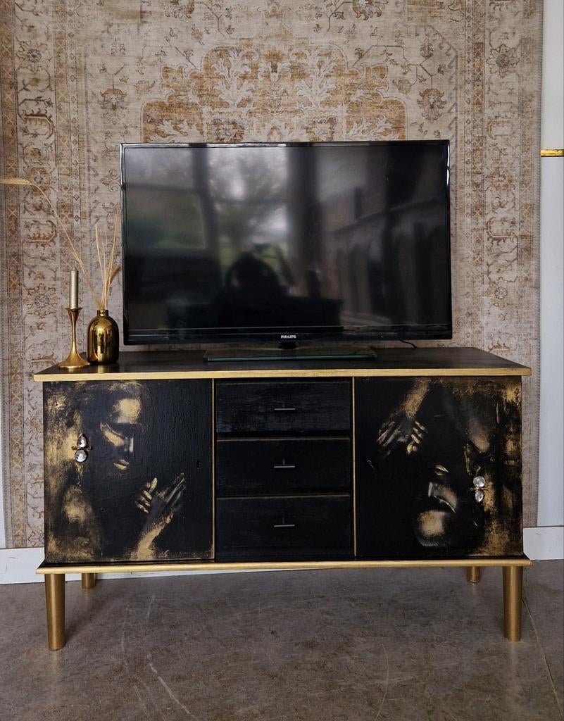 Statement zwart en goud dressoir/ zwart tvkast, Ophalen, Donyavimin@gmail.com, Mina Donyavi Meubels, Zo goed als nieuw