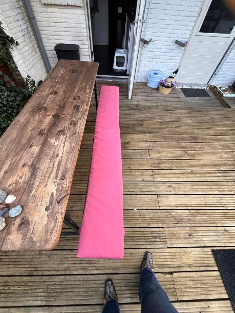 Roze kussen voor biertafel / picknicktafel, Ophalen of Verzenden, Gebruikt