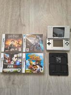 Nintendo DS met 4 spellen en R4 kaart, Spelcomputers en Games, Games | Nintendo DS, Avontuur en Actie, Gebruikt, 1 speler, Ophalen of Verzenden