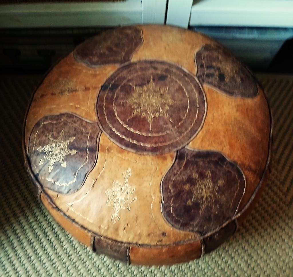 Poef leer oosters diameter 50 cm tunesie vintage, Verzamelen, Retro, Ophalen, Huis en Inrichting