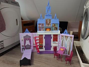 Disney Frozen II speelkasteel beschikbaar voor biedingen