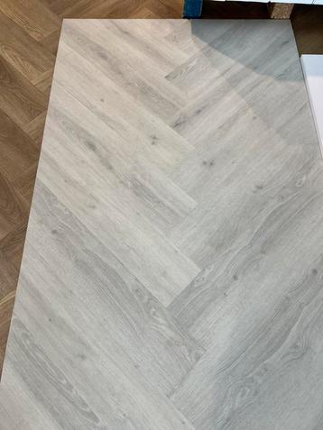 PVC VISGRAAT €12,95 PER M2 BEPERKTE VOORRAAD OP=OP  beschikbaar voor biedingen