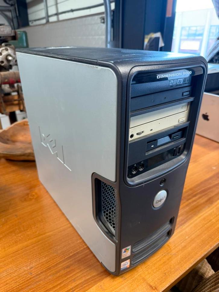Dell Dimension 5000, Computers en Software, Desktop Pc's, Zo goed als nieuw, Ophalen of Verzenden