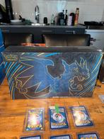 Mega Charizard Ultra Premium Collection, Ophalen of Verzenden, Zo goed als nieuw