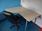 Bureau met stoel en bureaulamp, Huis en Inrichting, Ophalen, Zo goed als nieuw