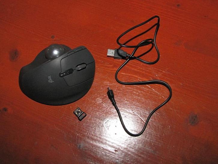 Logitech Ergo ergonomische trackball, Computers en Software, Muizen, Gebruikt, Overige typen, Rechtshandig, Draadloos, Ergonomisch