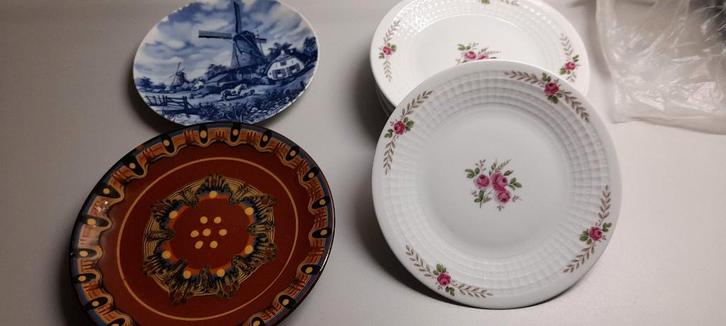 6 dessertbordjes, decoratief bord en delfts blauw bord, Huis en Inrichting, Keuken | Servies, Zo goed als nieuw, Bord(en), Overige stijlen