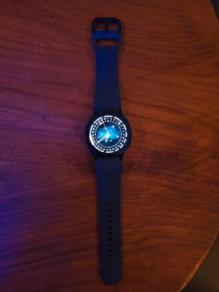 Samsung Galaxy Watch 6, Sieraden, Tassen en Uiterlijk, Smartwatches, Zo goed als nieuw, Android, Zwart, GPS, Ophalen of Verzenden