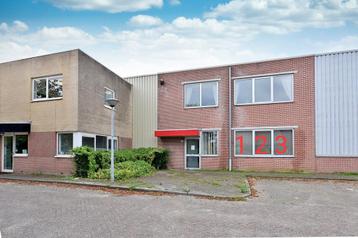 Bedrijfspand te huur in Huizen 310M2 beschikbaar voor biedingen