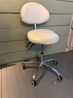 Pedicurestoel - Wegens stoppen praktijk, Ophalen, Gebruikt, Wit, Bureaukruk