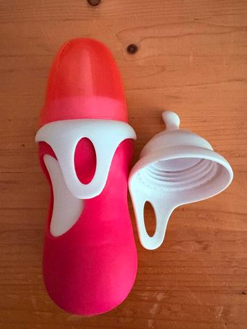 Baby Born flesje met lepel. Zapf Creations beschikbaar voor biedingen