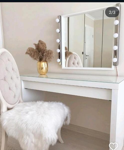 Ikea Make Up spiegel met hollywood lampen, Huis en Inrichting, Lampen | Overige, Zo goed als nieuw, Ophalen