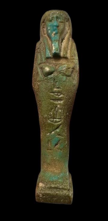 Egyptische rijk sjabti voor ir-3s-mr-f- ḥr-ḏ3, 2400 jaar oud beschikbaar voor biedingen