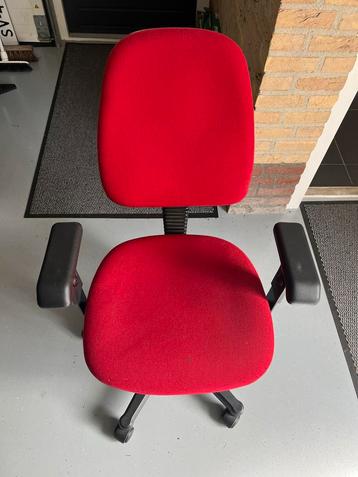 Ergonomische bureaustoel - Rood beschikbaar voor biedingen