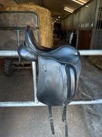 Custom dressuur zadel 17,5 inch, Dieren en Toebehoren, Paarden en Pony's | Zadels, Ophalen of Verzenden, Zo goed als nieuw, Dressuur