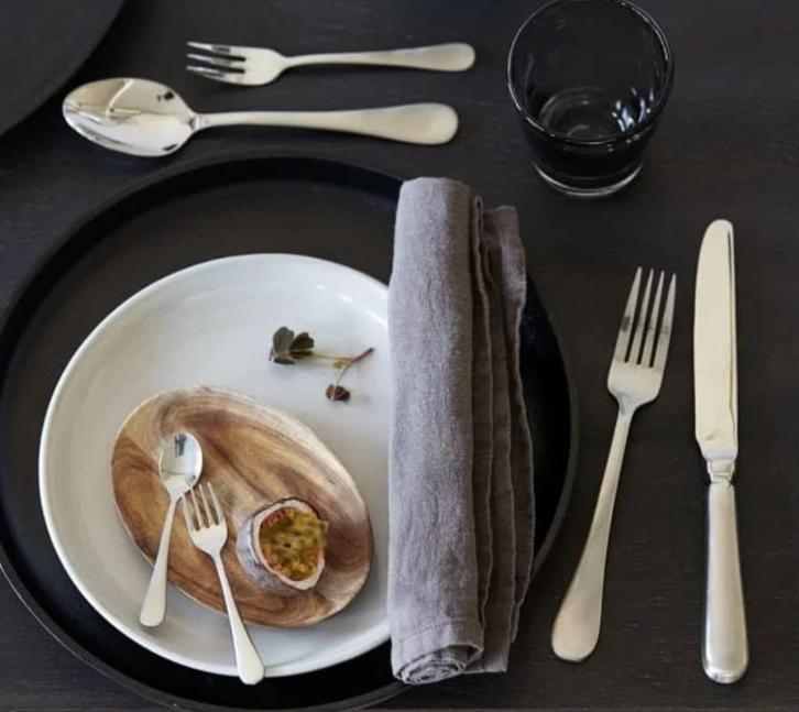 House Doctor placemats twv € 35,00 nieuw in verpakking!, Huis en Inrichting, Keuken | Textiel, Nieuw, Placemat, Grijs, Ophalen of Verzenden