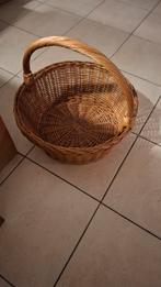 Schitterende ronde rieten rotan mand hengsel, Huis en Inrichting, Woonaccessoires | Schalen en Manden, Ophalen, Zo goed als nieuw
